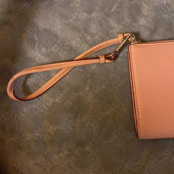 Vintage coach wallet with strap. Lots of packets. Love this wallet. - Picture 6 of 7